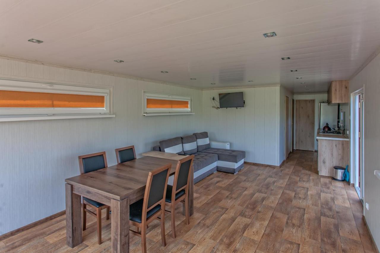 Gosciniec Pod Debem Villa Wilimy ภายนอก รูปภาพ