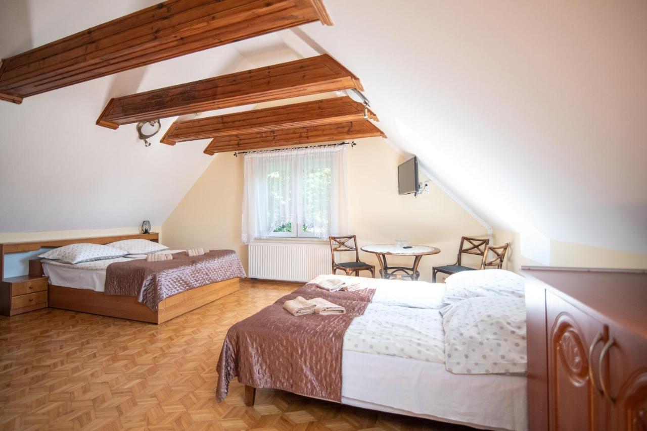 Gosciniec Pod Debem Villa Wilimy ภายนอก รูปภาพ