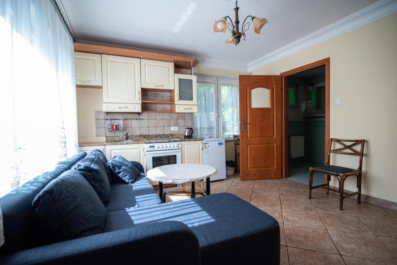 Gosciniec Pod Debem Villa Wilimy ภายนอก รูปภาพ
