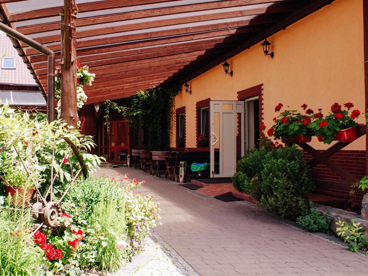 Gosciniec Pod Debem Villa Wilimy ภายนอก รูปภาพ