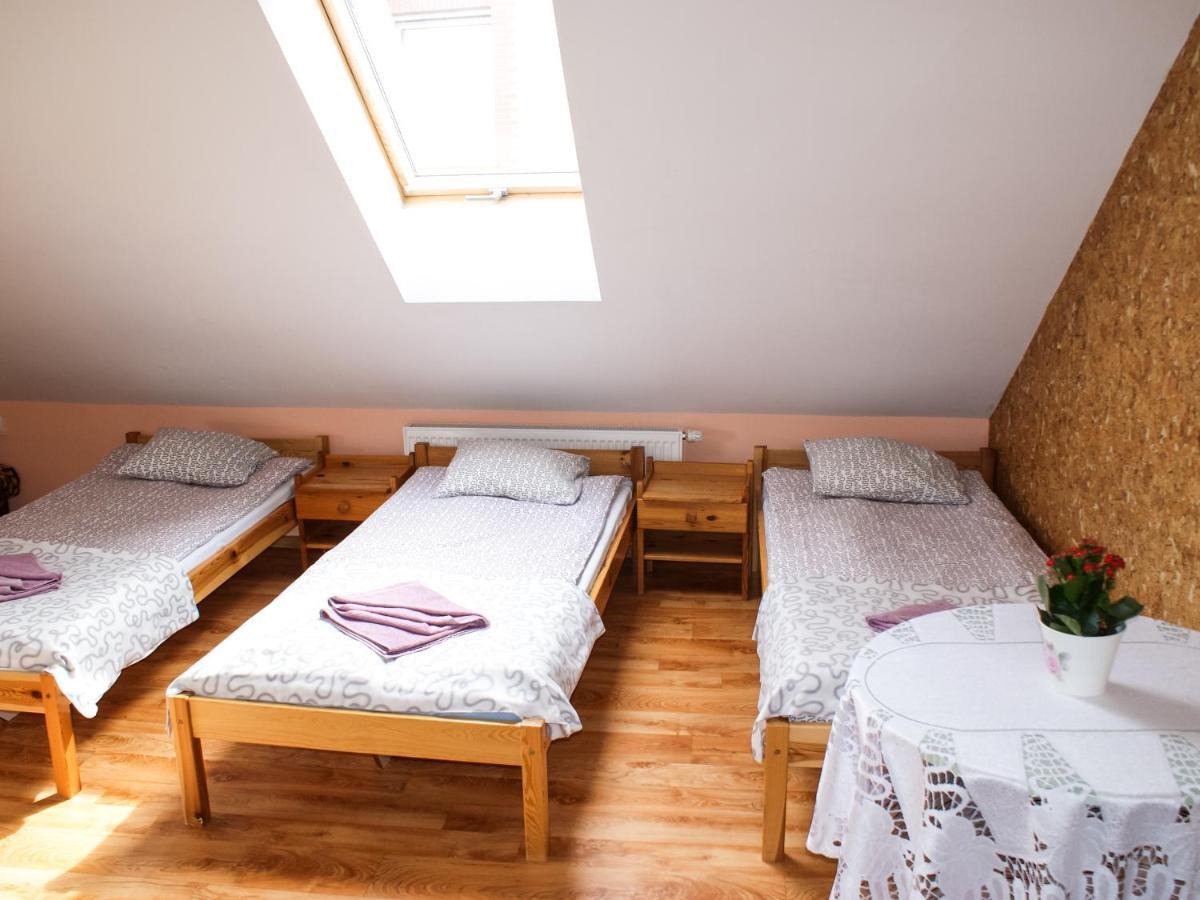 Gosciniec Pod Debem Villa Wilimy ภายนอก รูปภาพ